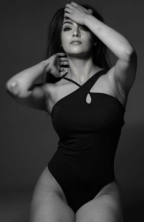 Yesha Sagar onlyfans porn free