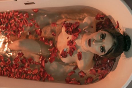 Laura Lopez onlyfans creator