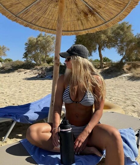 sexy ass onlyfans erotic print