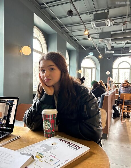 Mal Hol i ka only fans pic