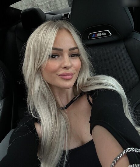 Zclina nudes only fans