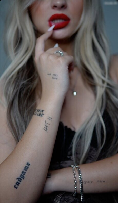 Zclina onlyfans striptease