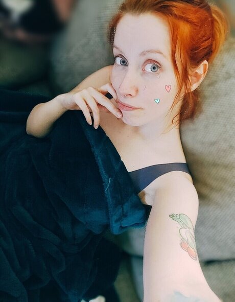 einfachsonina onlyfans images