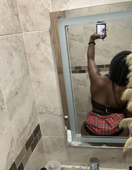 suga antz onlyfans boobs