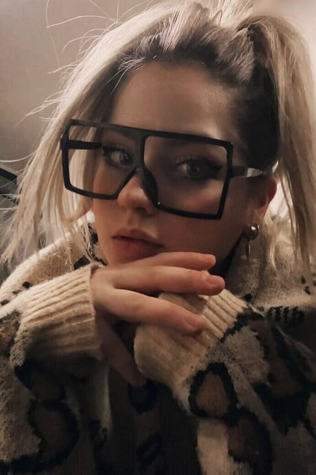 angel ng__ onlyfans nude pictures