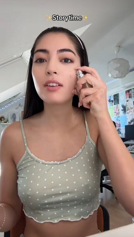 Dani Klieber onlyfans picture