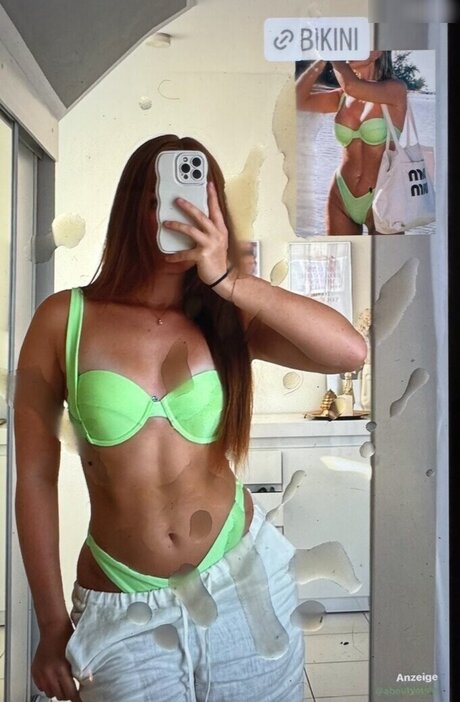 Cum Tributes nude only fans