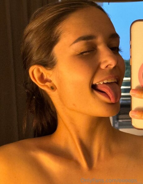 eva oopsy onlyfans nude