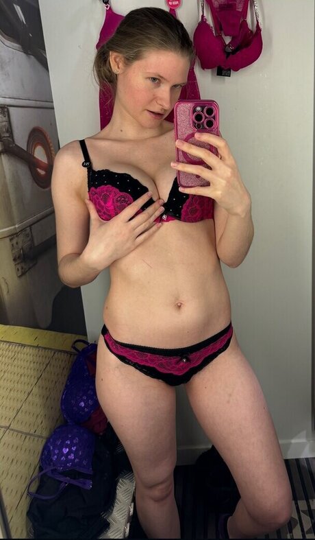 InaSilja ass onlyfans