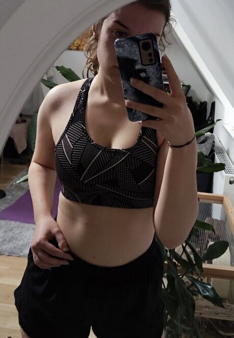 FormulaLena Profile pic