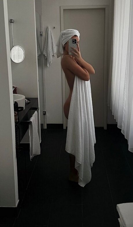 Anna Maria Schimanski leaked onlyfans sex