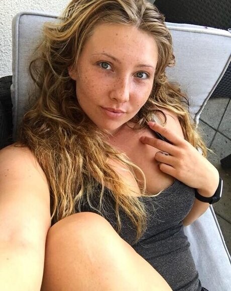 CaroCream onlyfans naked