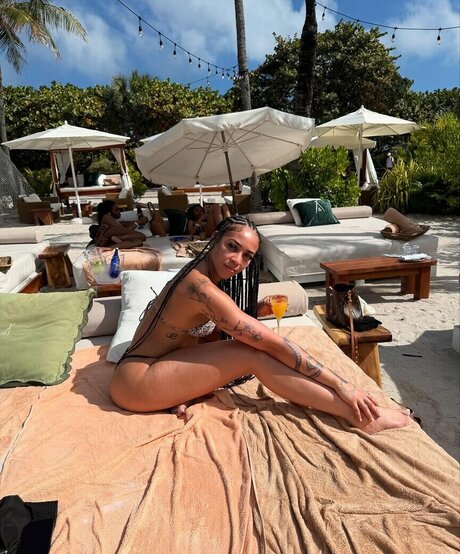 Jennywithad onlyfans posts