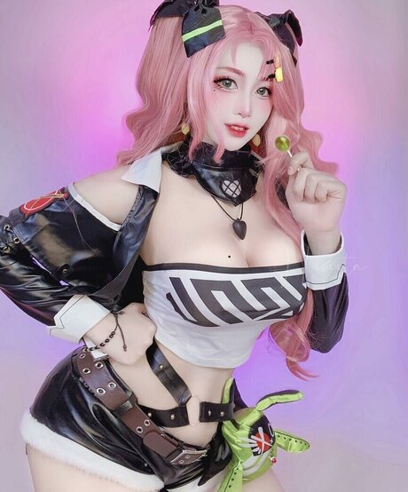 Hiniitaa onlyfans nude