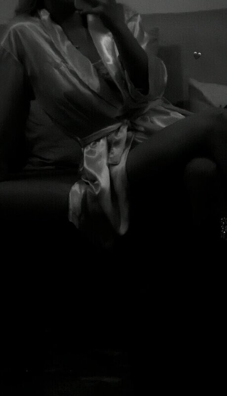 ebony live onlyfans exclusive frame