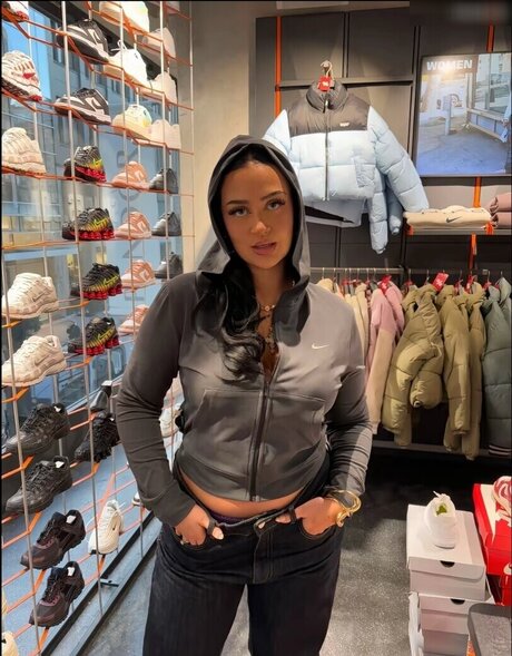 Michelle Knaub onlyfans model