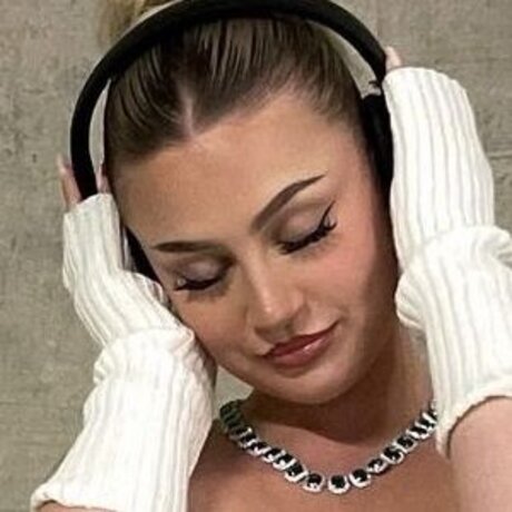 Michelle Knaub onlyfans nude leak