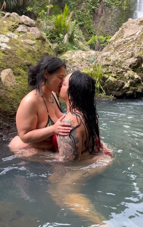 Island Badee onlyfans strip tease