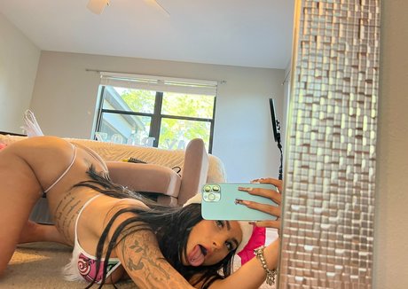 VIPKay onlyfans nude leak