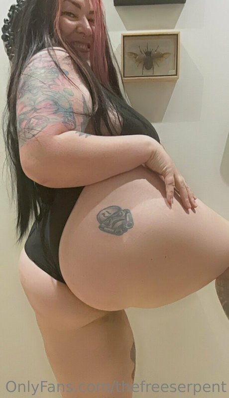 beautiful feet onlyfans free nude candids