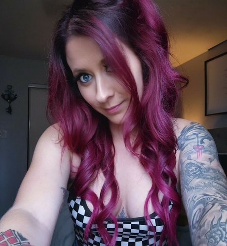 MissDesertLegacy onlyfans model