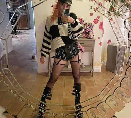 old young lesbian onlyfans hot sex artwork