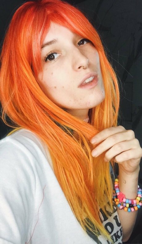 Dani Thorne onlyfans boobs