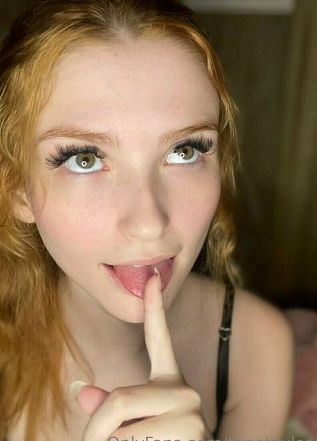teentaylor onlyfans model photos