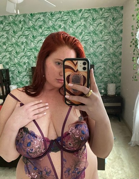 thatoneredhead0153 onlyfans naked leaked