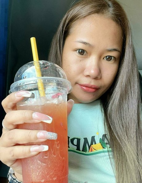 luzy93 onlyfans nude