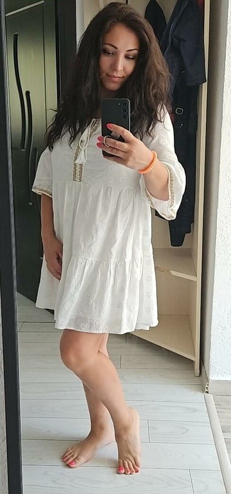 FoxyKara onlyfans model photo