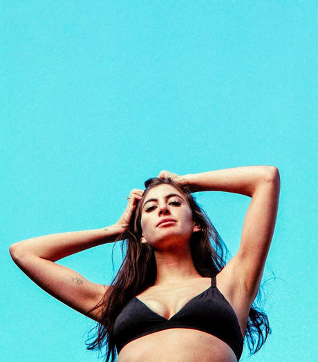 Ariana Basseri onlyfans content