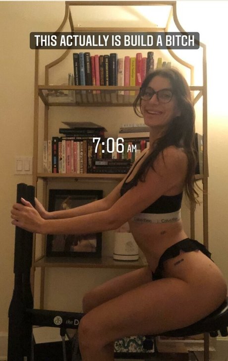 Ariana Basseri onlyfans joi