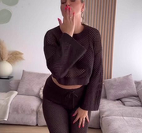 Maren Wolf onlyfans naked pics