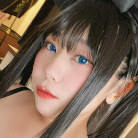 sandythelionfree onlyfans model images