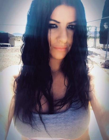 tarynthomas onlyfans model