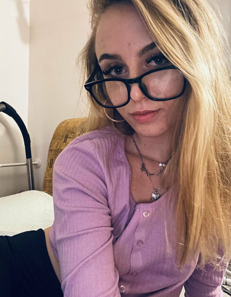 hollyclue leaked onlyfans sex