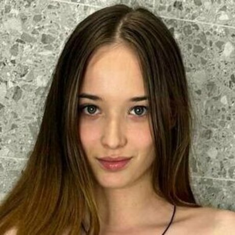 lillybitch onlyfans sexy