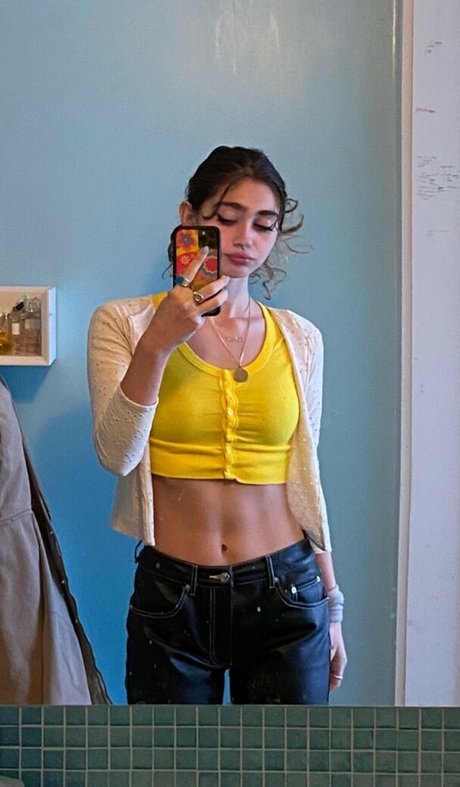 caterpillareyebrow only fans pics