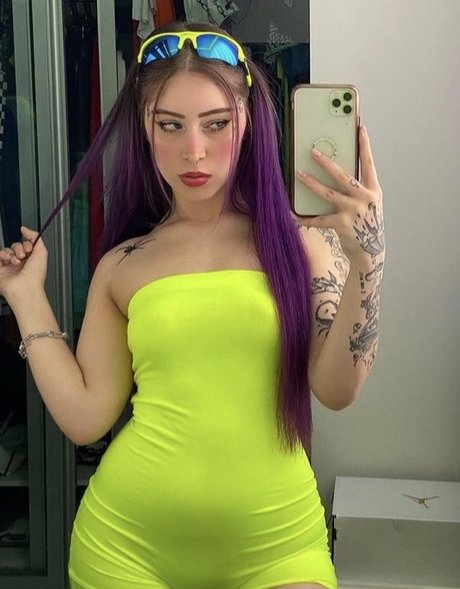 Ana Julia Mendes onlyfans star