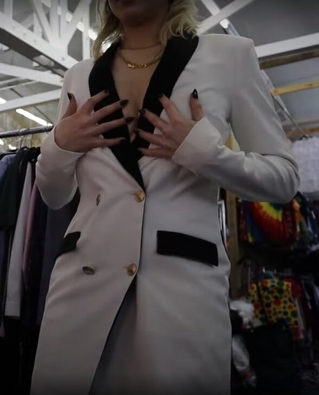 Courtney Miller onlyfans xx