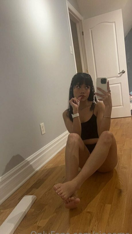 Sia ASMR onlyfans model