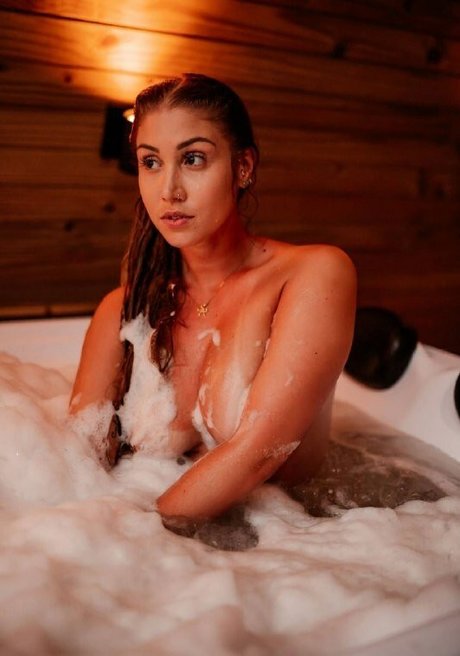 Juu Ferronato onlyfans leaks nude