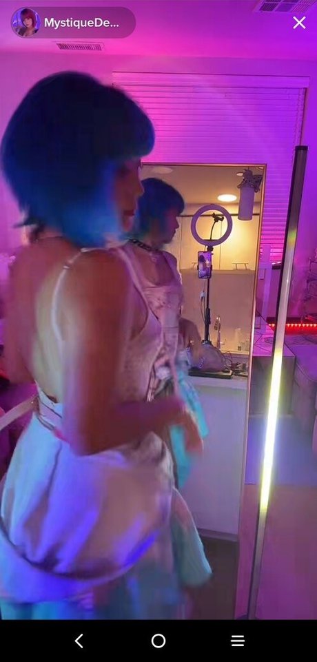 Mystiquede Profile pic