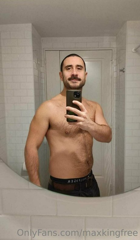 maxkingfree nude only fans