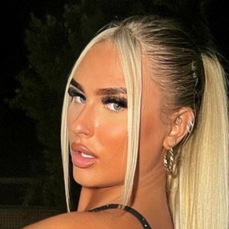 Helena Priebe onlyfans leak