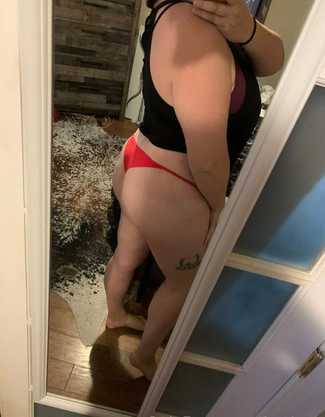 fostleah onlyfans post