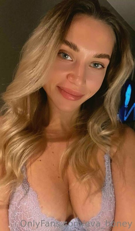 bloody lady sex tape onlyfans