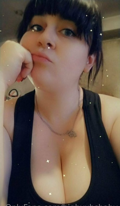 bigbxxbsbaby onlyfans model photos