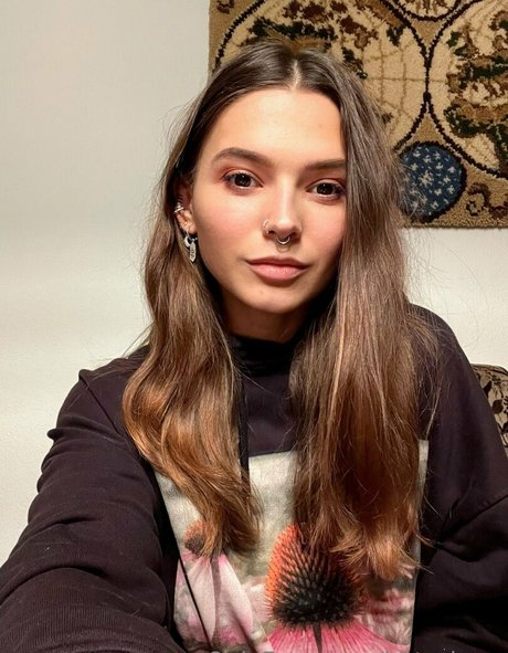 Kitty Berg onlyfans nude pictures